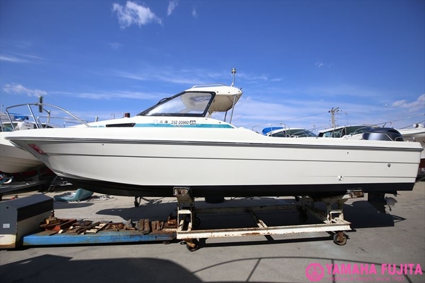 中古ボート 15 26ft ヤマハ Fc 23 Ssc Boat Store ヤマハ藤田シーサイドクラブ ボートストア