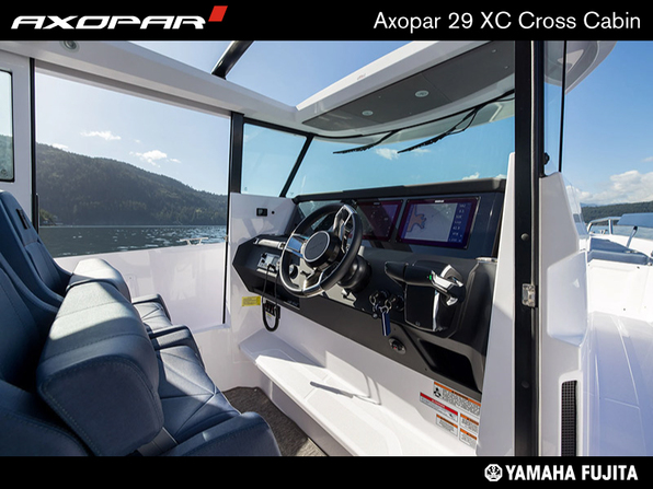 新艇 AXOPAR 29 XC Cross Cabin YAMAHA搭載 2025モデル新艇予約受付中