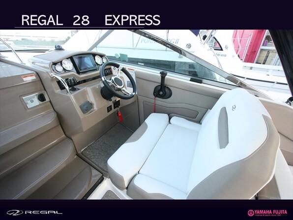 中古ボート 27ft以上 REGAL 28 EXPRESS| SSC Boat Store|ヤマハ藤田