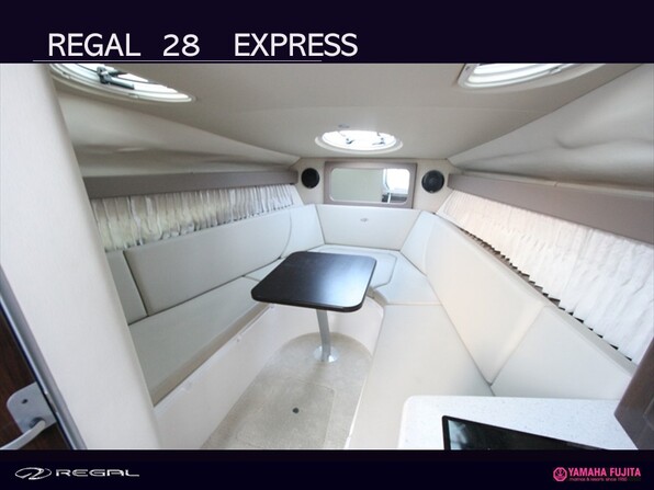 中古ボート 27ft以上 REGAL 28 EXPRESS| SSC Boat Store|ヤマハ藤田