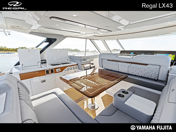 新艇 REGAL LX43 2025年モデル新艇予約受付中!!| SSC Boat Store