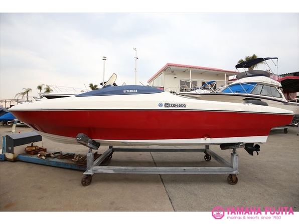 中古ボート 15 26ft ヤマハ Srv 20 Ssc Boat Store ヤマハ藤田シーサイドクラブ ボートストア