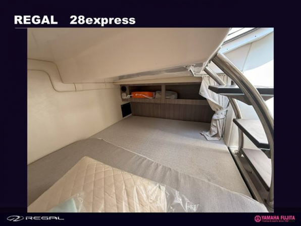 中古ボート 27ft以上 REGAL 28EXPRESS| SSC Boat Store|ヤマハ藤田