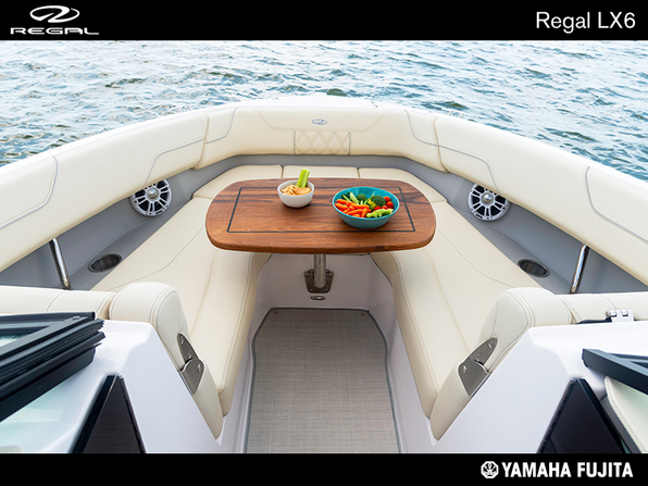 新艇 新艇 REGAL LX6 2025年モデル新艇予約受付中!!| SSC Boat Store
